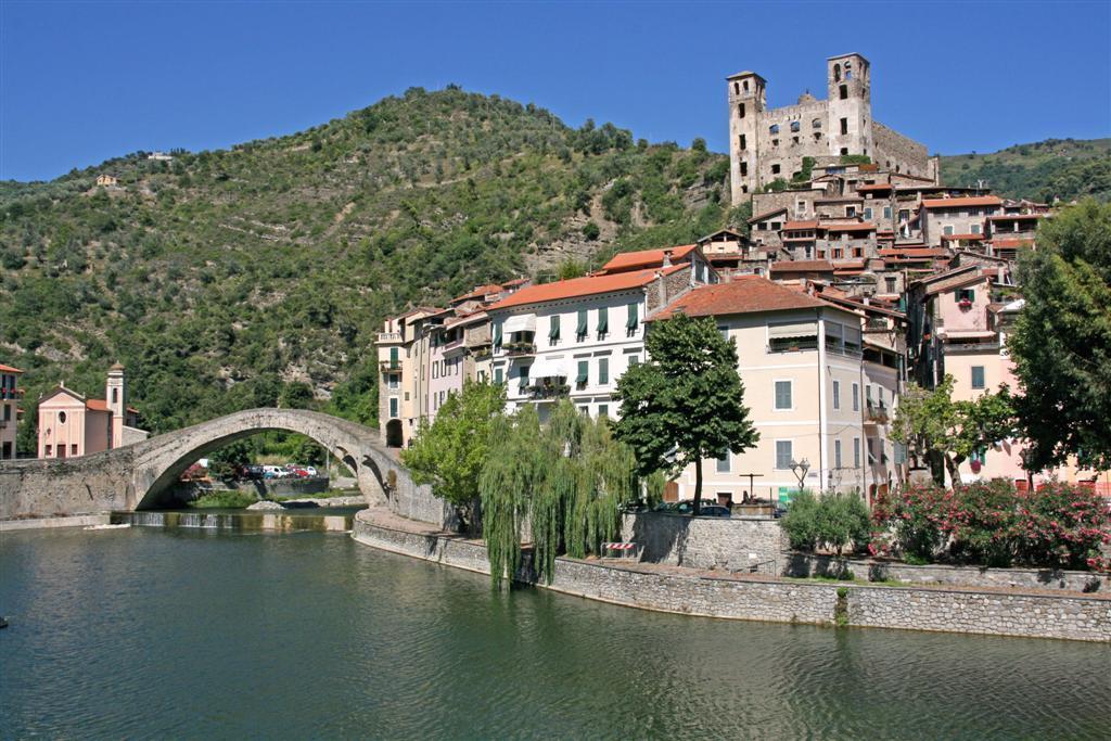 B&B Il Libro Verde Dolceacqua Zewnętrze zdjęcie